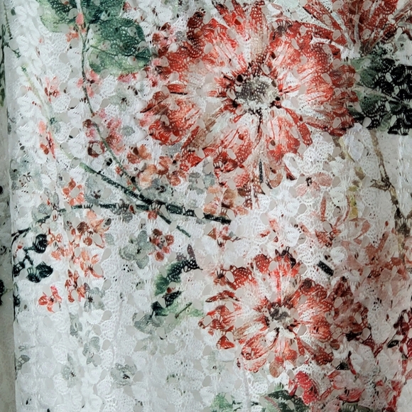 Brittany Black Womens White Lace Floral Poncho Blouse Size Large Spring Summer - Picture 3 of 13